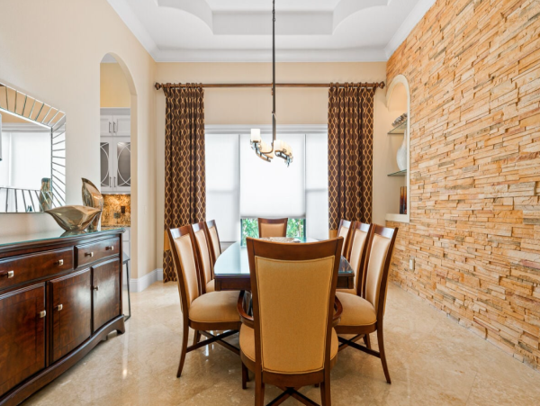Luxurious 4-Bedroom Vacation Rental Near Disney - Private Pool